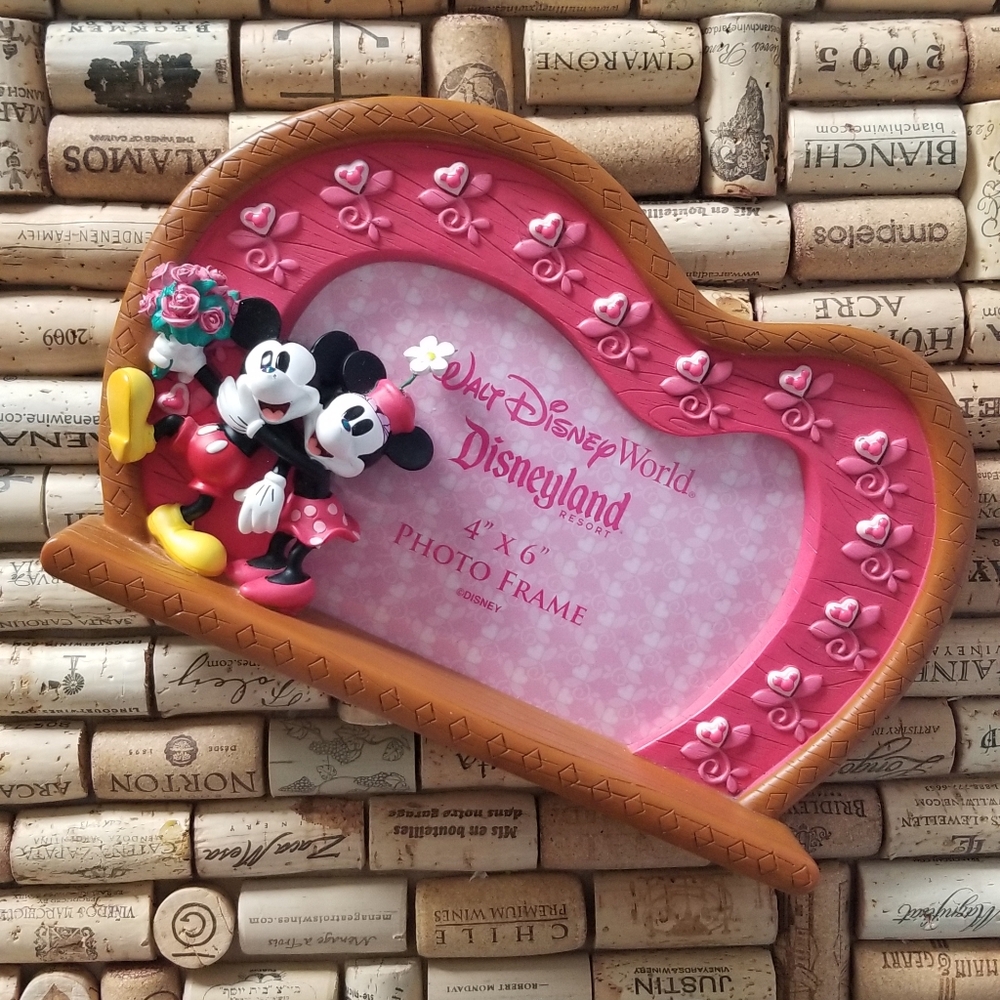 Disneyland Heart-Shaped Photo Frame